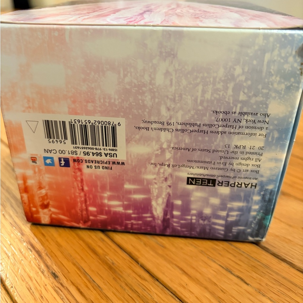The Selection Series Box Set - Picture 5 of 7